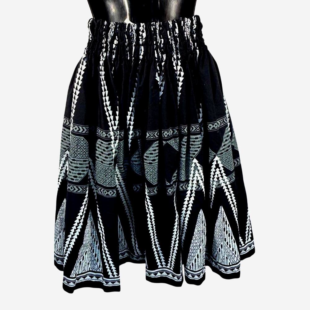 Black and White Tribal Print Hula Pa'u Skirt Size 23x27
